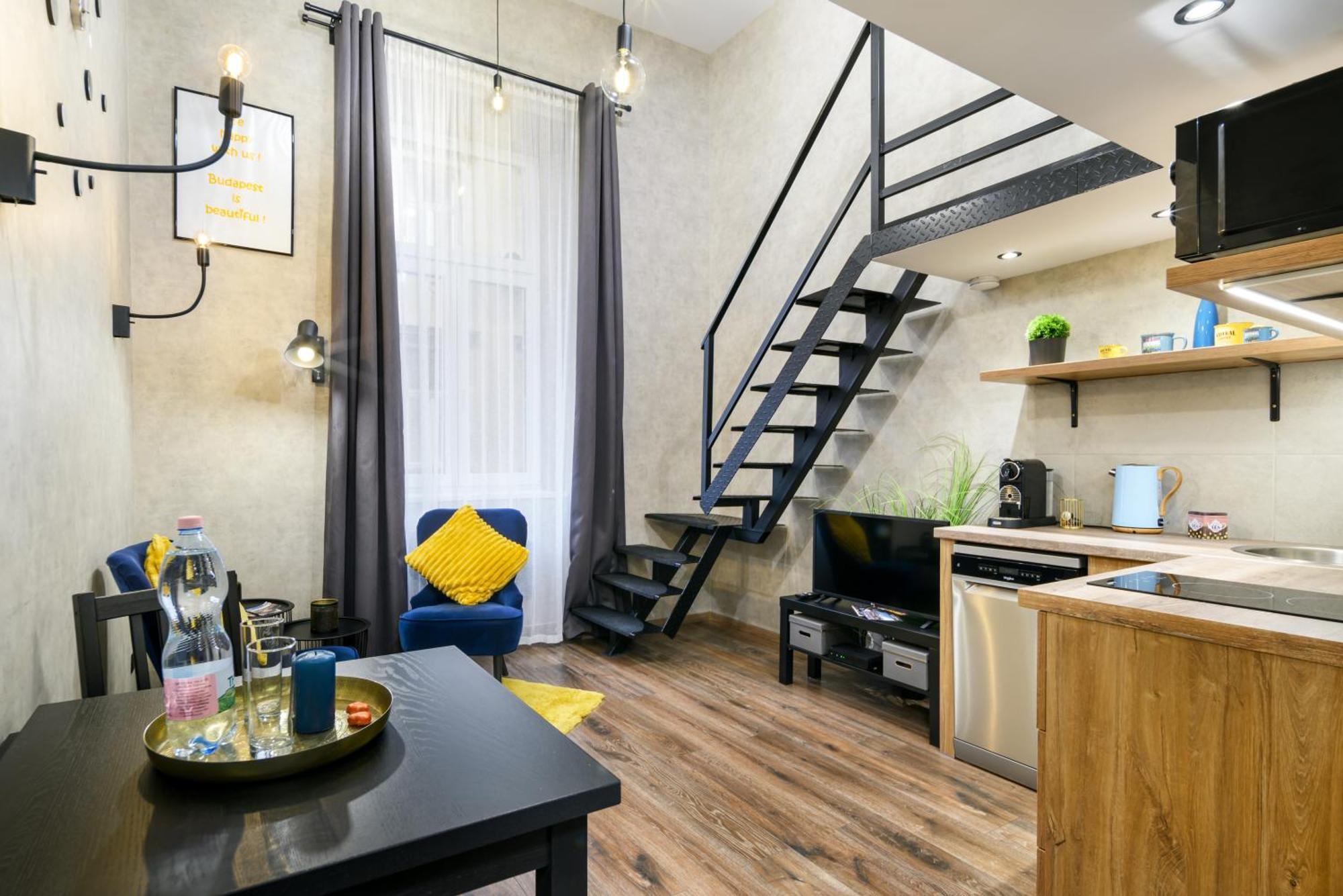 Luxury Apartment In The City Center With Parking ブダペスト エクステリア 写真